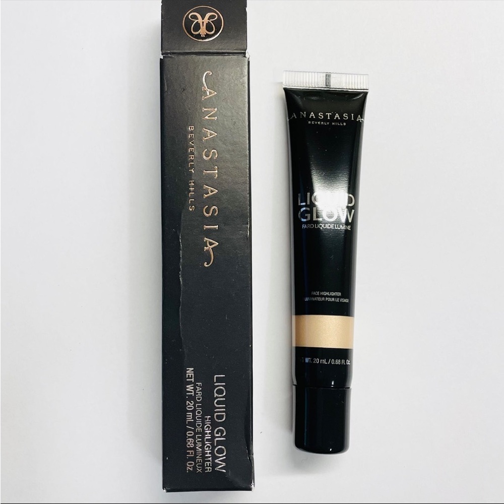 Anastasia Beverly Hills liquid glow in  Perla